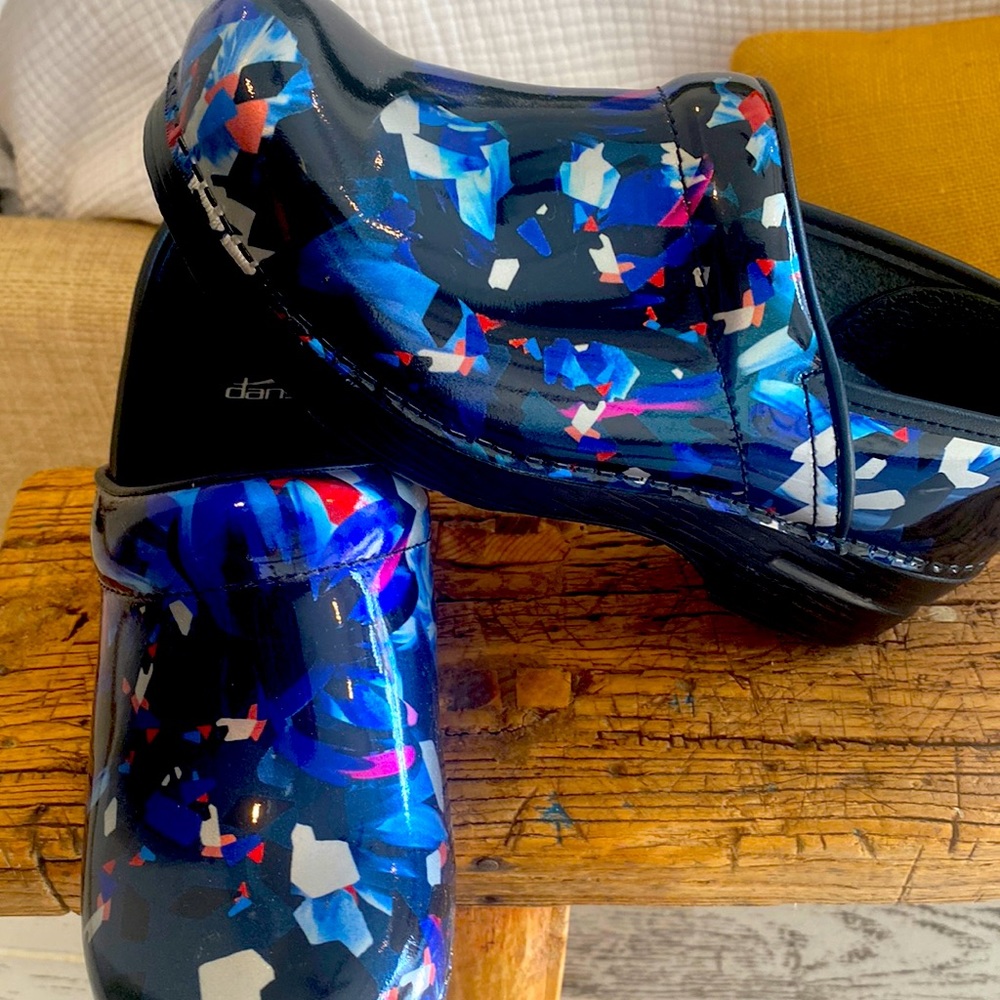 Dansko size 39